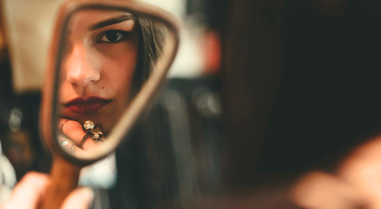 21 Compelling Reasons To Explore Self-Reflection In 2025 | Look Inward ...